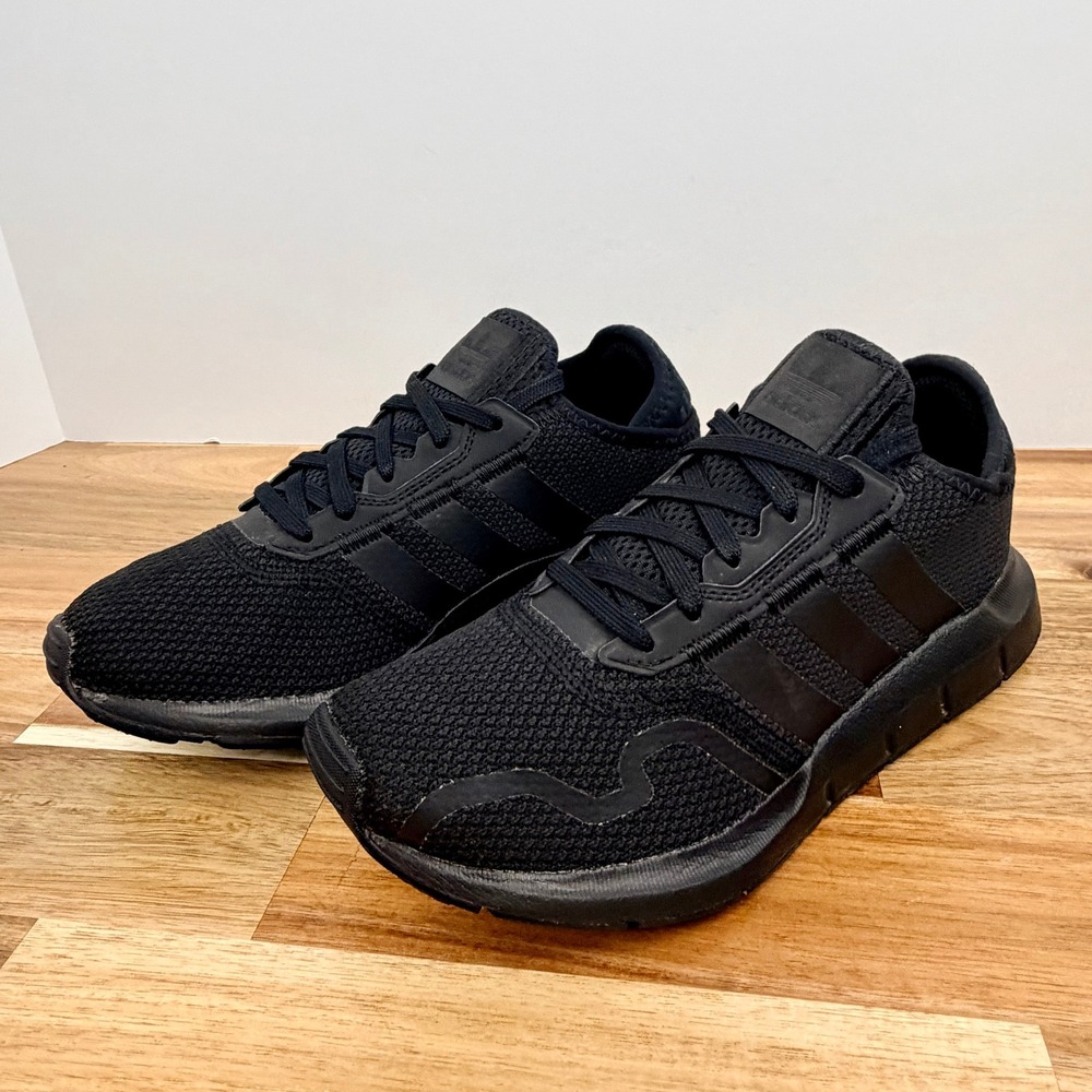 Adidas Swift Run X Triple Black Knit Athletic Sneakers FY2110 Mens 5.5